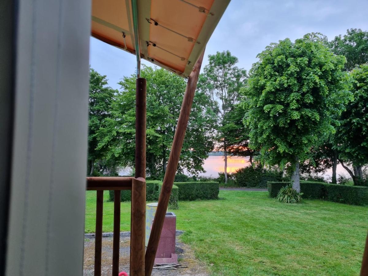 Camping Les Rives Du Lac Bois Morin Kültér fotó